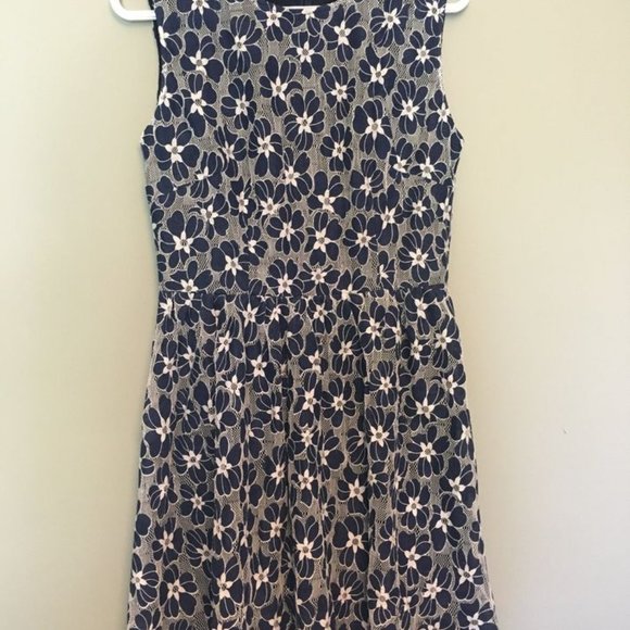 NWT Poppy Lux Size L Blue Lace Summer Dress - Picture 2 of 6